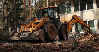 Расчистка участка Усинск, цена от 5199 руб.